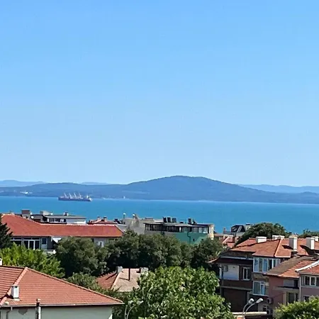 Апартамент Вели * Burgas